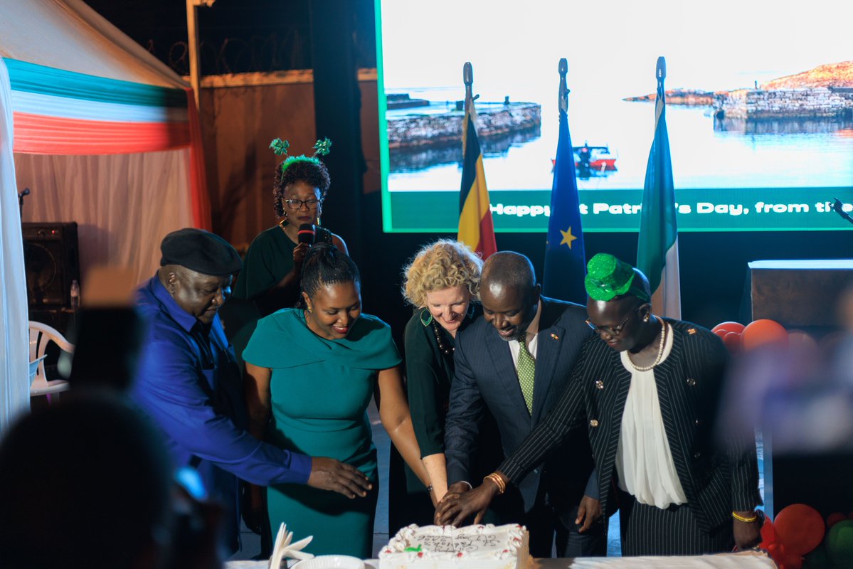 Ireland in Uganda tweet media