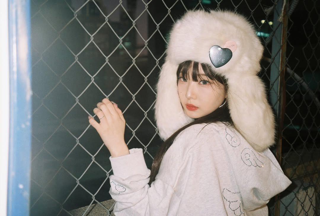 loona pics ᢉ𐭩 tweet media