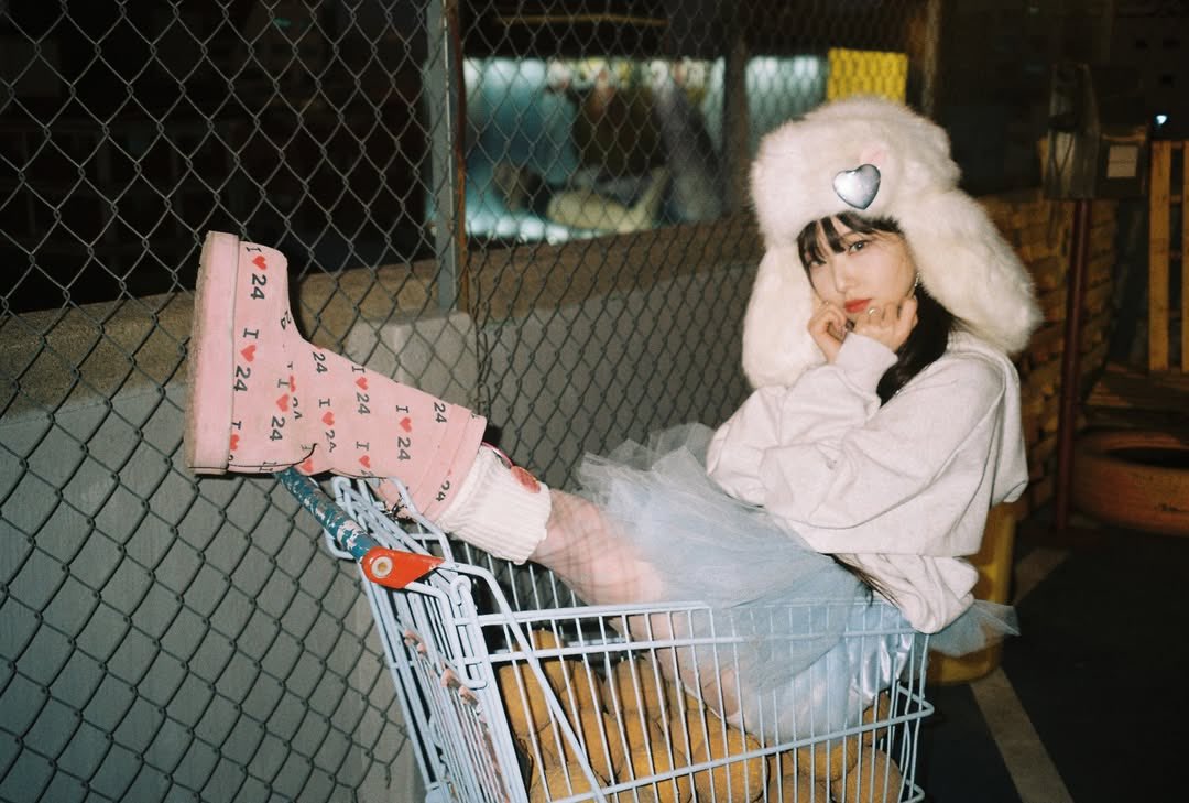 loona pics ᢉ𐭩 tweet media