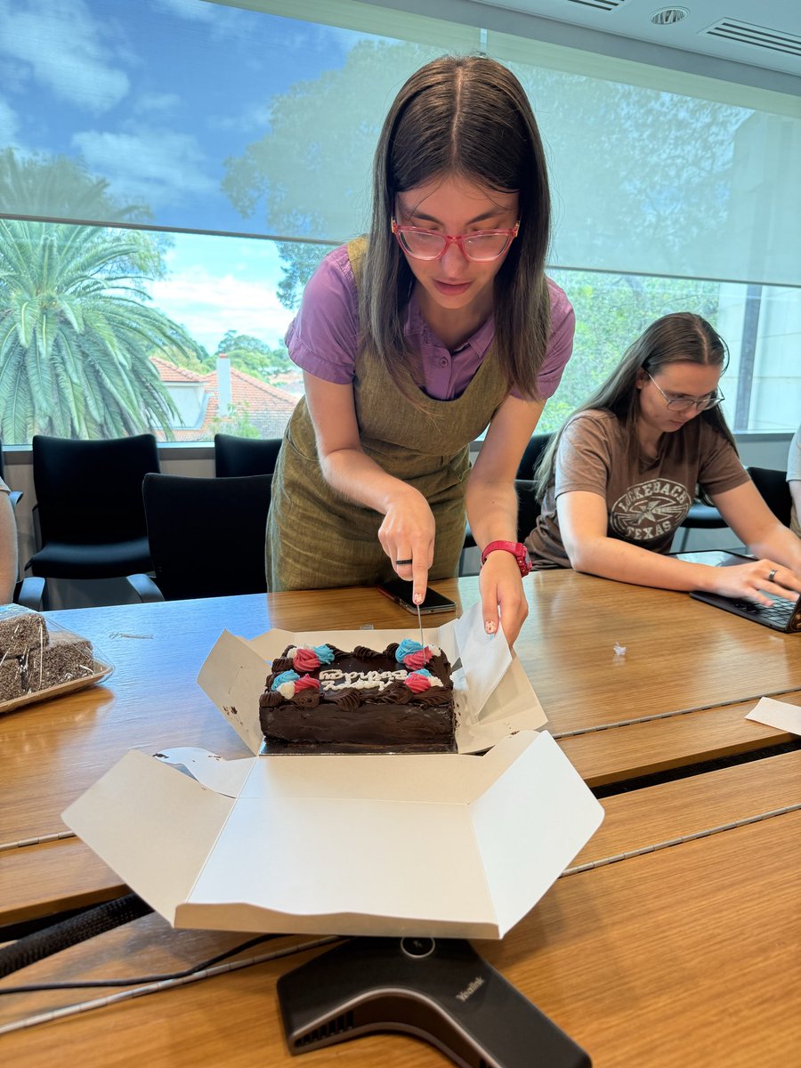 AstroRongjun tweet media