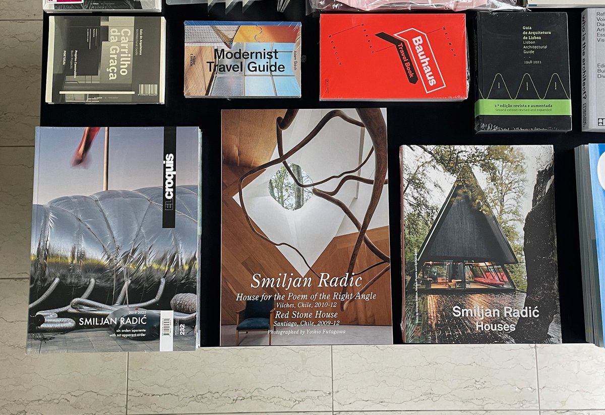 GA gallery bookshop tweet media