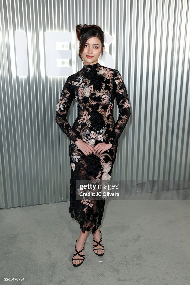 LIZAnianz's tweet photo. Liza Soberano at Vanity Fair’s The 2026 Vanities Party

@lizasoberano | #LizaSoberano https://t.co/5cWZzYulSb