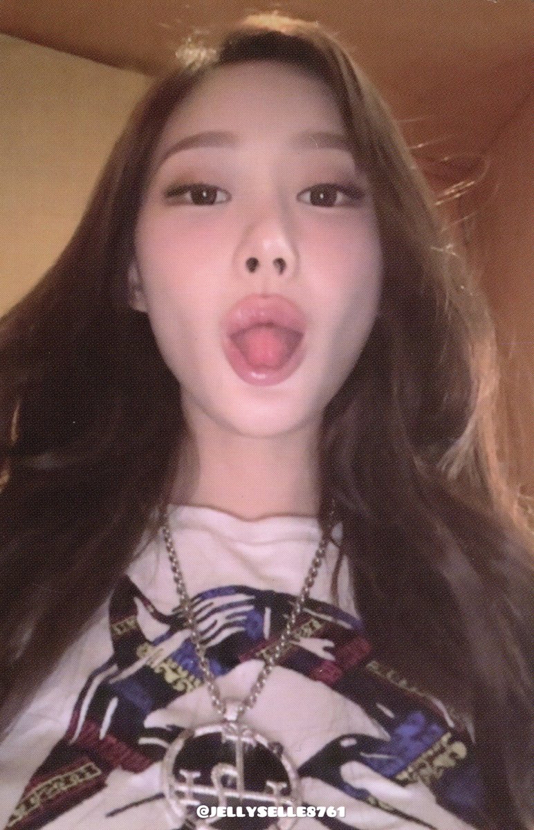giselle's👅😛 photocards