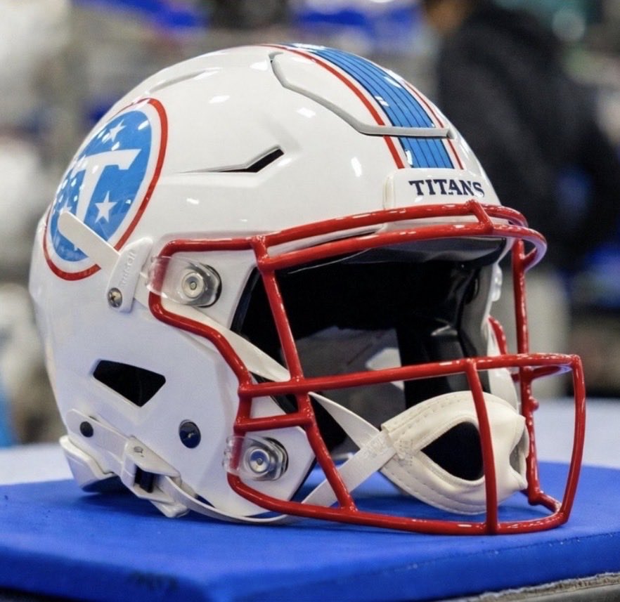 Tennessee Titans Red Facemask tweet media