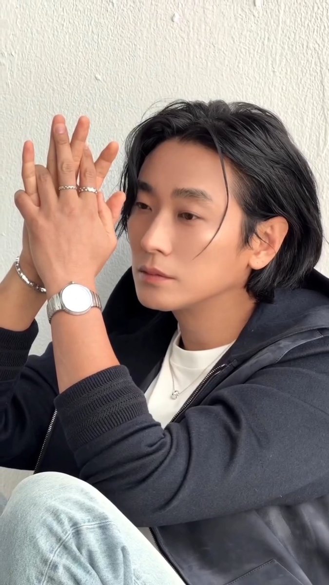 prettykittyjujihoon tweet media