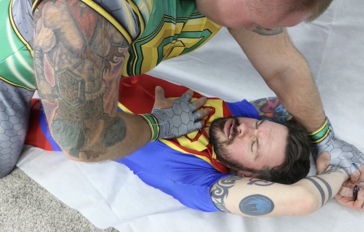 Gay Comic Geek tweet media