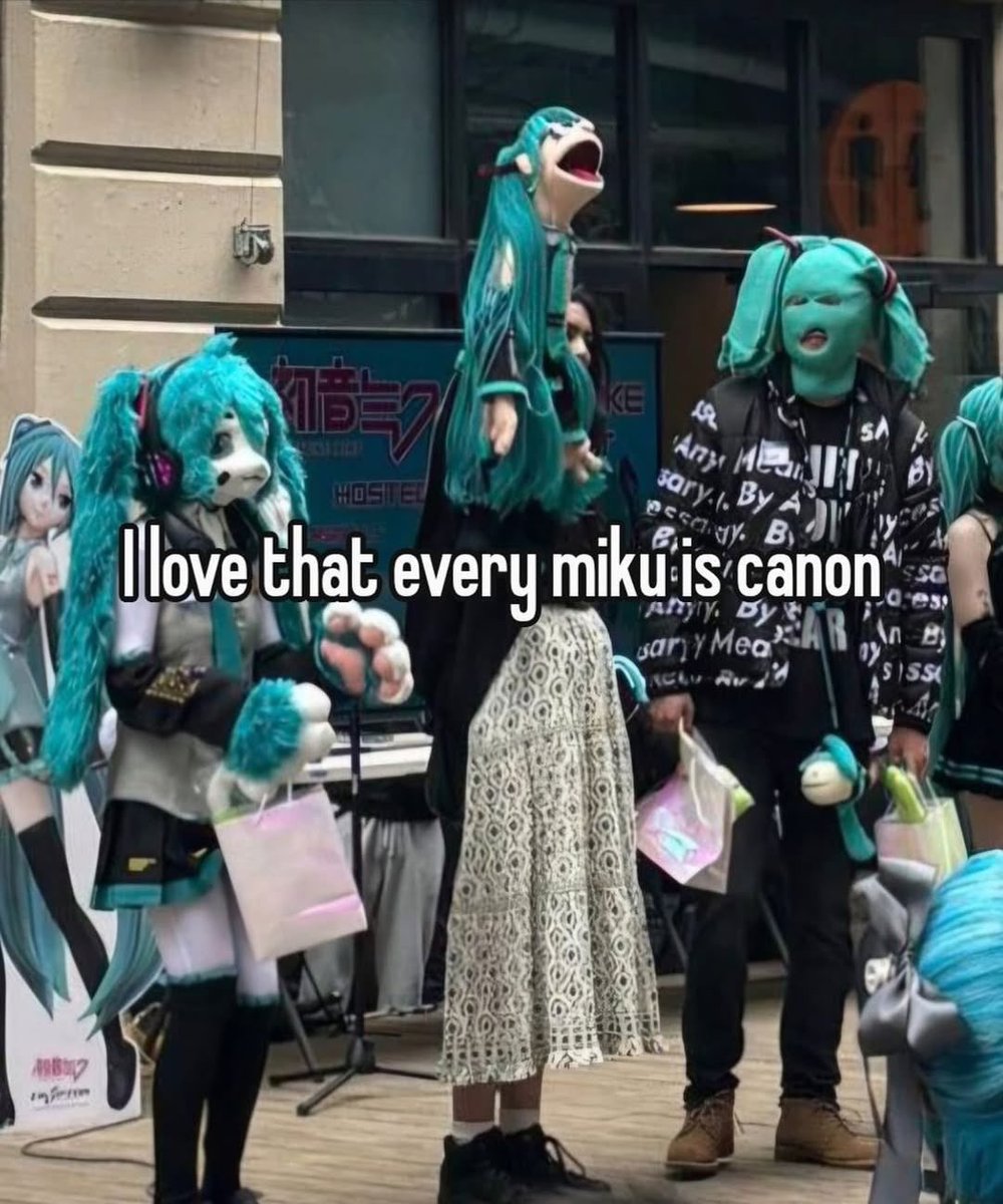 Miku tweet media