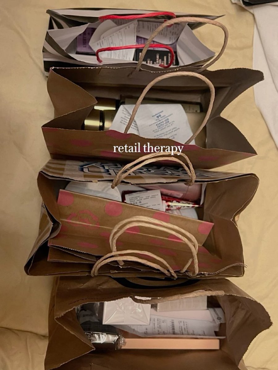 ☆ (@ceelune_) on Twitter photo 