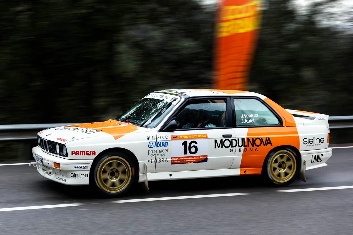 Driving hard! tweet media