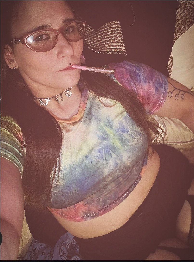 lana_drop's tweet image. Do you like stoner girls #weedsmokers #WeedLovers #weed #stonergirlsarehot