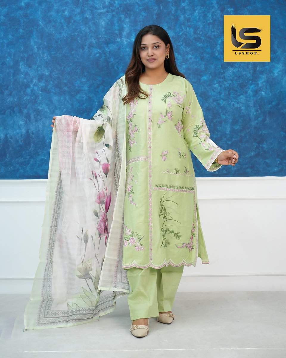 LadiesSpaceBD's tweet image. LS SHOP নিয়ে এসেছে প্রিমিয়াম সালোয়ার কামিজ, হালকা সবুজ রঙের সুন্দর ফুলের ডিজাইন সহ।
এখনই অর্ডার করতে ইনবক্স করুন।
 হটলাইন: 01971-464933
#LSSHOP #SalwarKameez #PremiumCollection #LadiesFashionBD