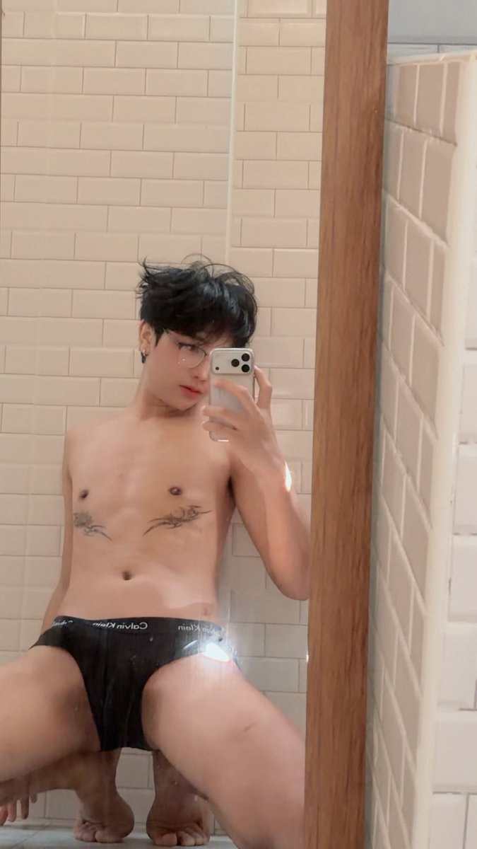 BssmrA's tweet photo. มีคลิปนะ อยากทำด้วยป่ะละ https://t.co/RJUJbBTg2q