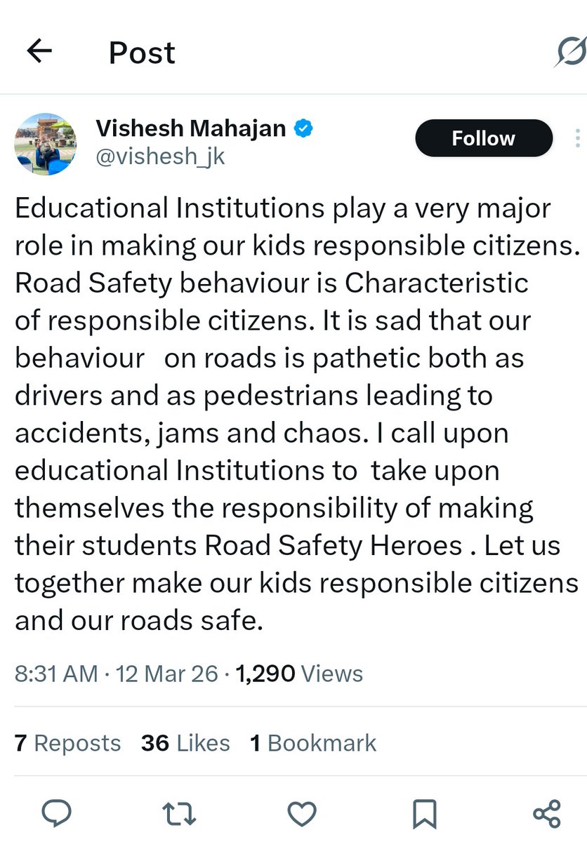 Thakurrsjamwal2's tweet image. Miles to Go T-28/199
2024-25 posted vanishing #Footpaths, passengers picked/ dropped amid traffic- Autos plying without meters. 
In 2026 the same chaos persisted @narendramodi ji
@vishesh_jk preaches to schools- but officers must open eyes to Jammu's neglected streets@ajaykraina