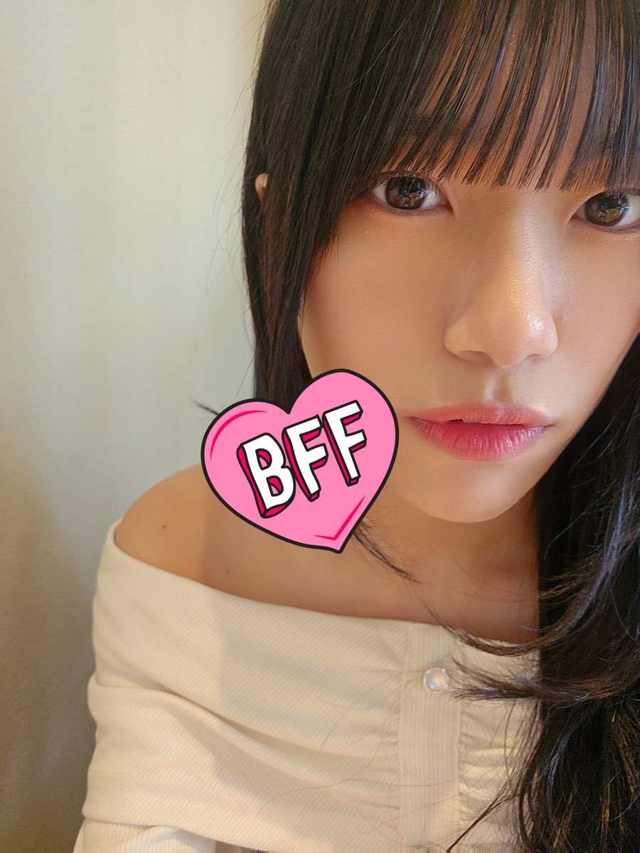 RINNA_Vo's tweet photo. 最近ちょっと落ち込み気味で更新がまちまちになってきてる……よくない‼️
とゆーことで
今日も今日とて20時から雑談配信します〜来てねん https://t.co/bf9uIrK26n