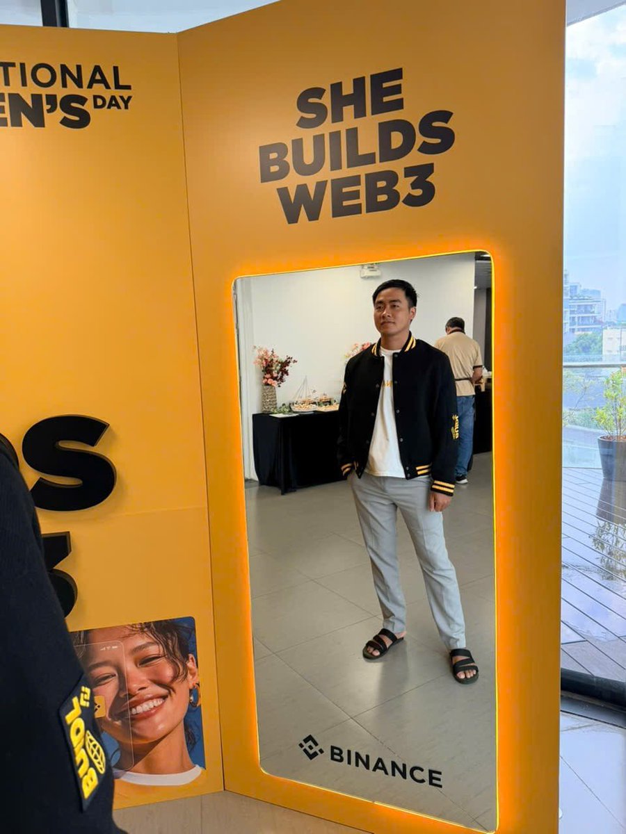 Vỹ Million tweet media