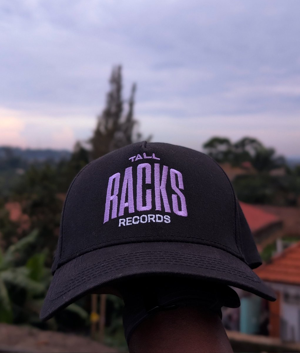 Emiriat James • tweet media