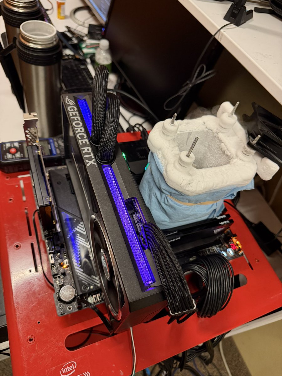 XSForsaken7's tweet photo. XtremeSystems day 4 LN2 benching with Charles Wirth  and Max Spicer. Now onto AMD. 
ASUS Republic of Gamers  X870E Crosshair Apex
Bitspower CPU Pot
AMD  Ryzen 5 9600X
AMD. Ryzen 9 9950X3D
Splavepc Splave one Paste  
Patriot Viper Ultra 5’s
ASUS ROG Astral LC RTX 5090 zebra, 2400w shunt. 
Seasonic Prime PX1600 PSU

@Seasonic @ASUS_ROGNA @BitspowerHQ @SplavePC @patriot_viper 

#amd #overclocking #pcmr