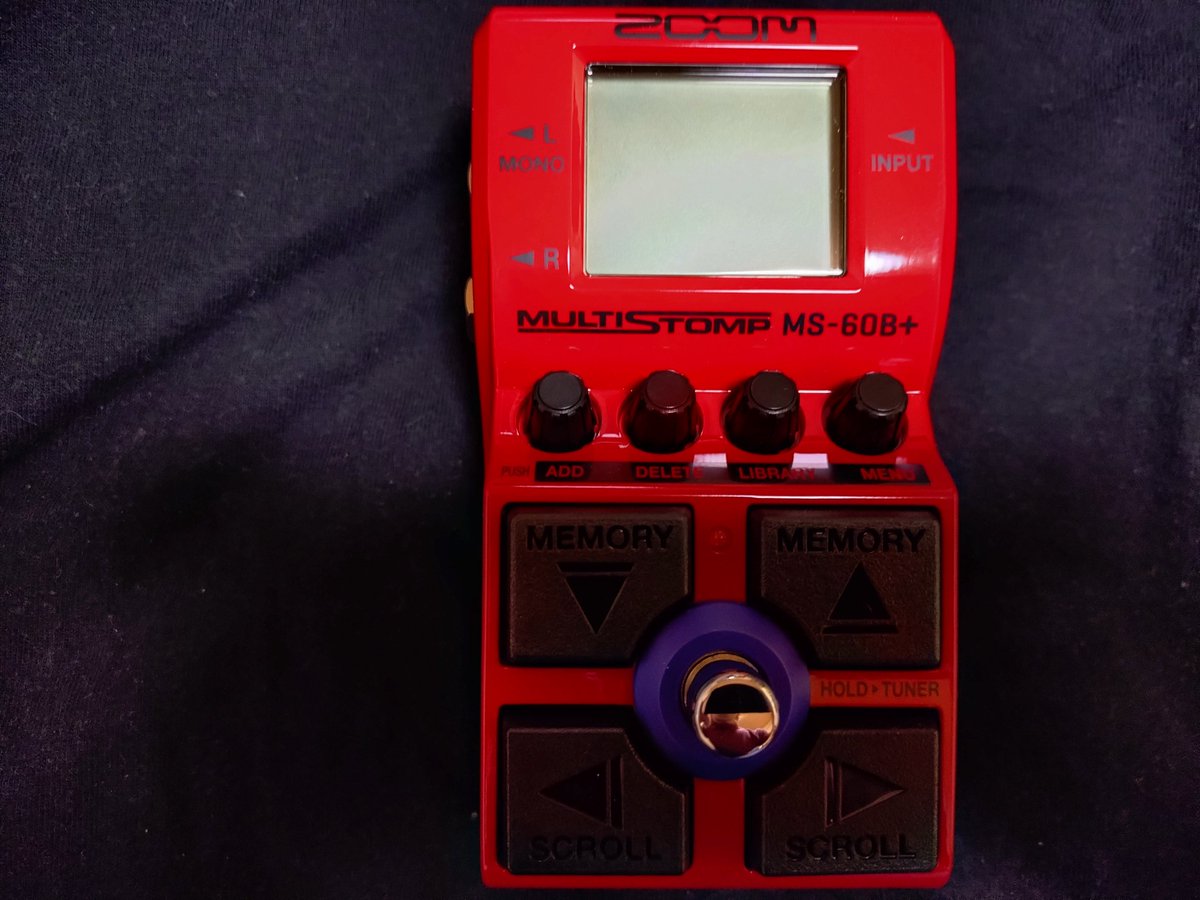 YvOESuYNEw45108's tweet image. MNG！いや〜GX-100の持ち運びで東京〜大阪は無理と判断しました！！

て、事でサブ機として、こちらを購入してみした！評判はいいと常々聞いておりますので楽しみです！明日、セッション行くので早速使ってみますね♪

感想近々！使ってる人おりますか？

#ベース
#Zoom