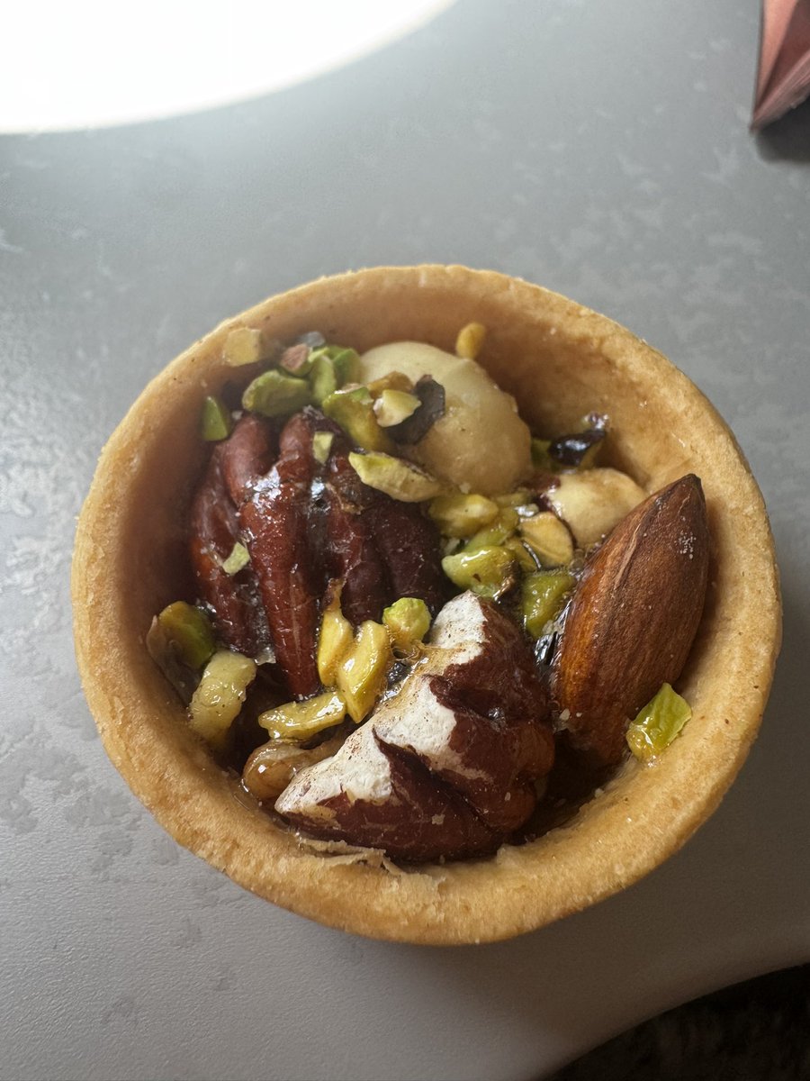 クレイ@美味株 tweet media