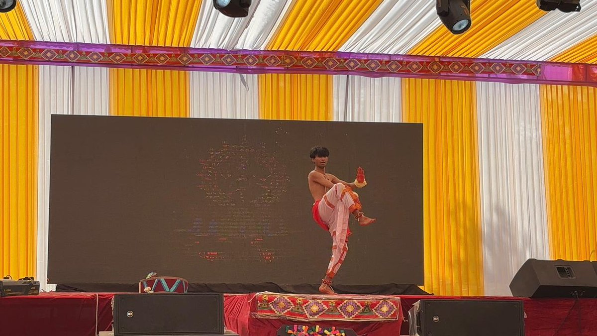 ghecbilaspur_hp's tweet photo. Proud moment for Government Hydro Engineering College at the Youth Fest hosted by HIET Shahpur. Abhay (1st Year, EE) secured 3rd place in Solo Performance – Bharatanatyam.Shagun (2nd Year, CSE) and Disha (1st Year, CSE) also represented GHEC at the fest
#GHEC #YouthFest https://t.co/VWaaOBy0Mr