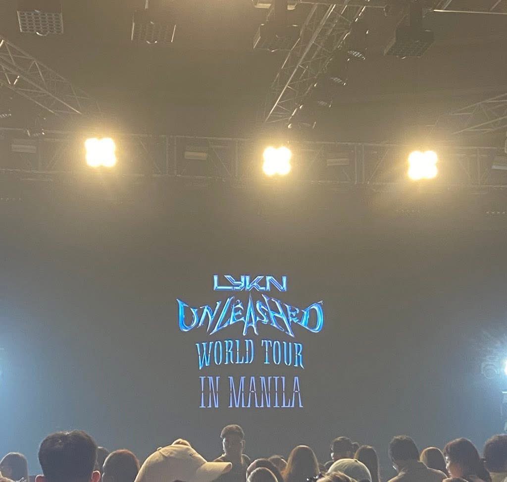 lexsixvkim's tweet photo. #LYKNTOURxMANILA 
#LYKNUNLEASHEDWORLDTOUR https://t.co/C2rO7SuFVH