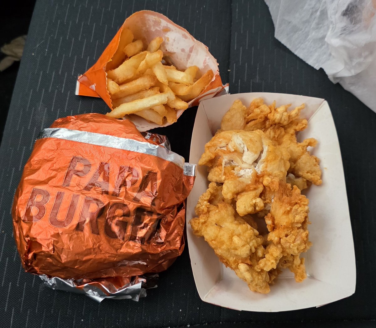 Malpat524's tweet photo. The only A&amp;W near me is seasonal and it opened back up today. I've been waiting for this since they closed in October. It was very good. Definitely worth going out in the snow for. Yes I got a root beer too. https://t.co/zcjwknZ0tF