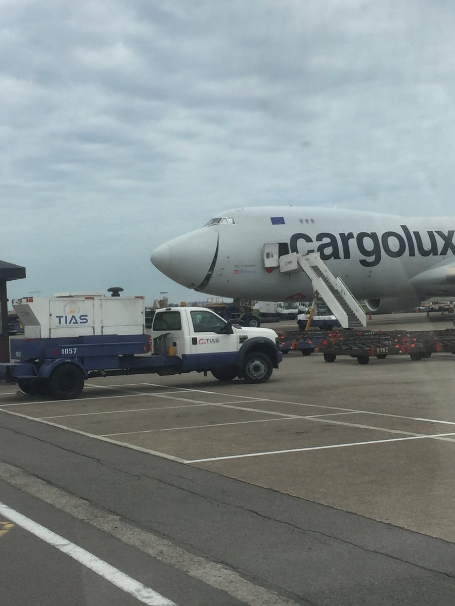 L🫶🏻R👫👫 tweet media