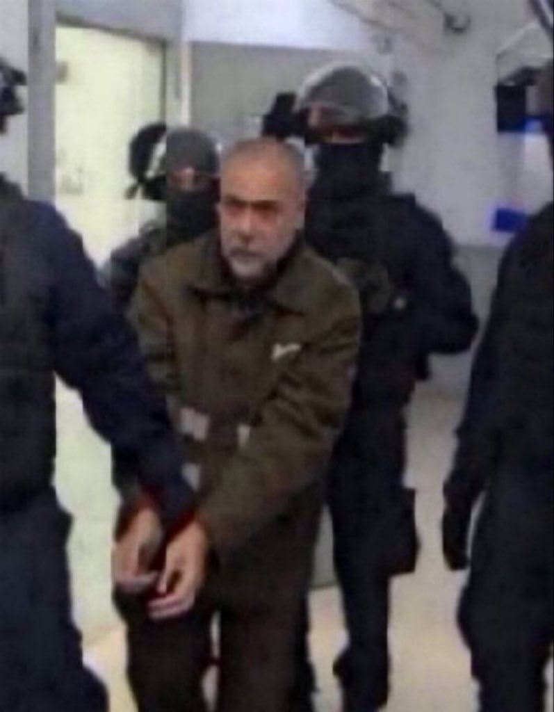 Alee93ale's tweet photo. 440 يوم على اختطاف الدكتور الفلسطيني حسام ابو صفية وتهمته الصمود في المستشفى لعلاج الاطفال والنساء، لن اصمت حتى يعود الدكتور لأهله ومدينته https://t.co/HRE134YRIg
