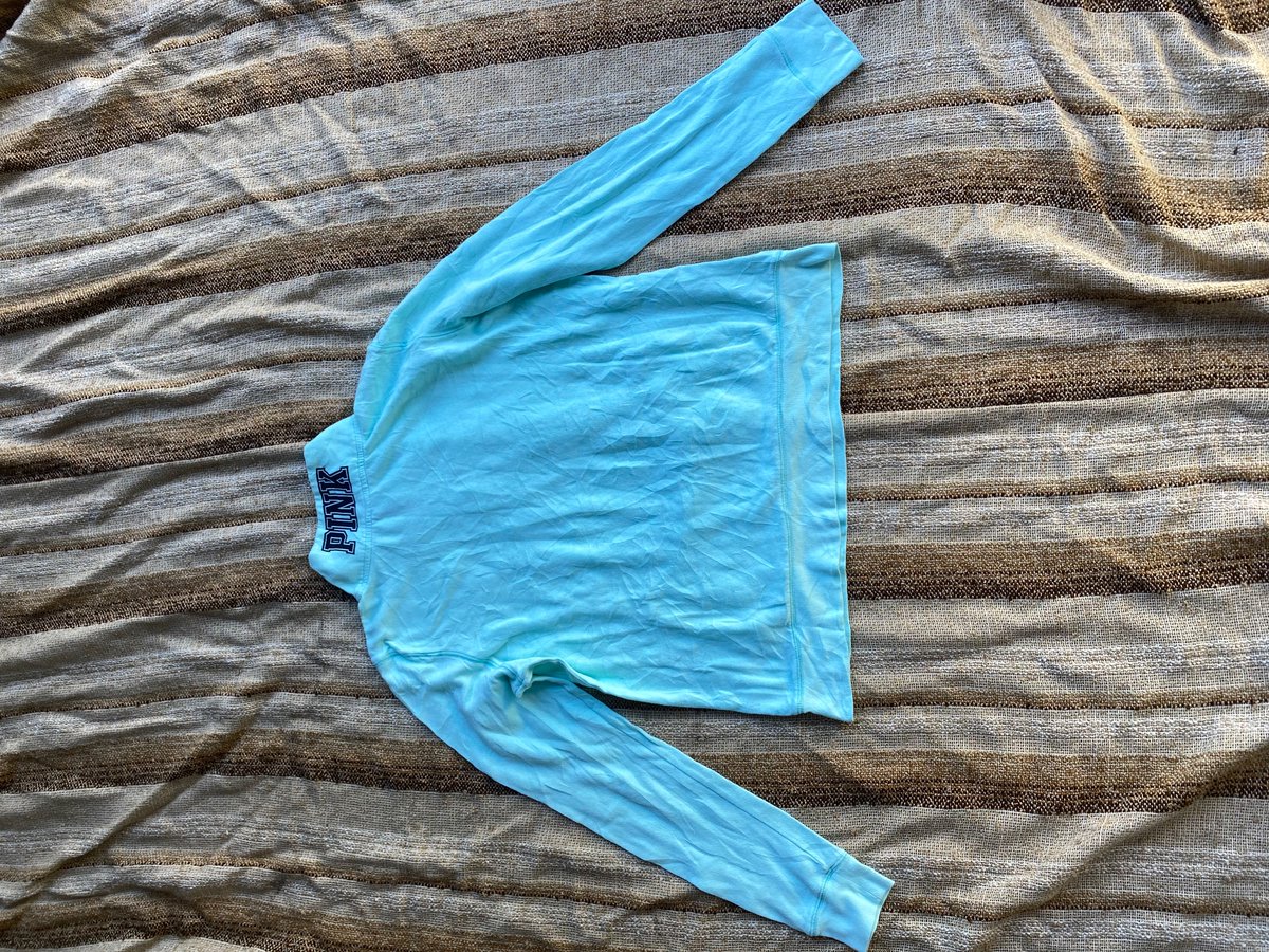 Fiso_16's tweet photo. PINK Victoria’s Secret half zip sweatshirt

Price: R300🏷️🅿️

Condition: 9.5/10 like new 🆕 

Size: Large 👕

https://t.co/DgE1xiVrqU

#thrift #victoriassecret #PINK #authenticthriftapparel https://t.co/97k178GmCG