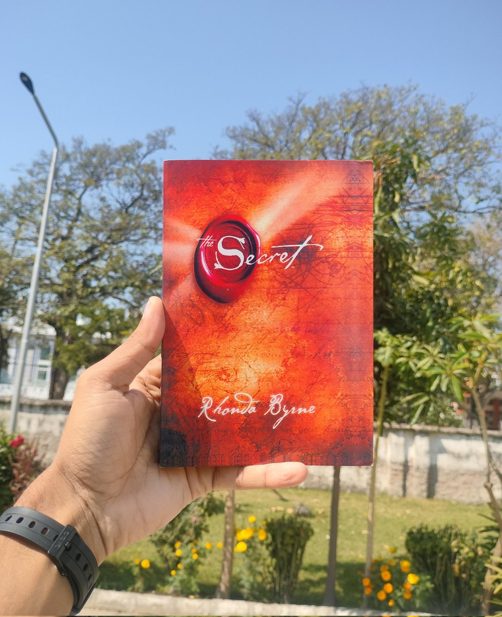 manmukh629's tweet photo. I've heard so many good things about this book, so let's find out
#Thesecrets #Readwithaman https://t.co/kmNP2aSWA8