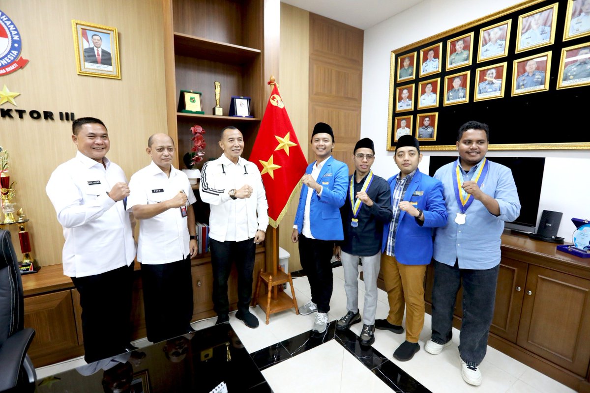 Unhan RI tweet media