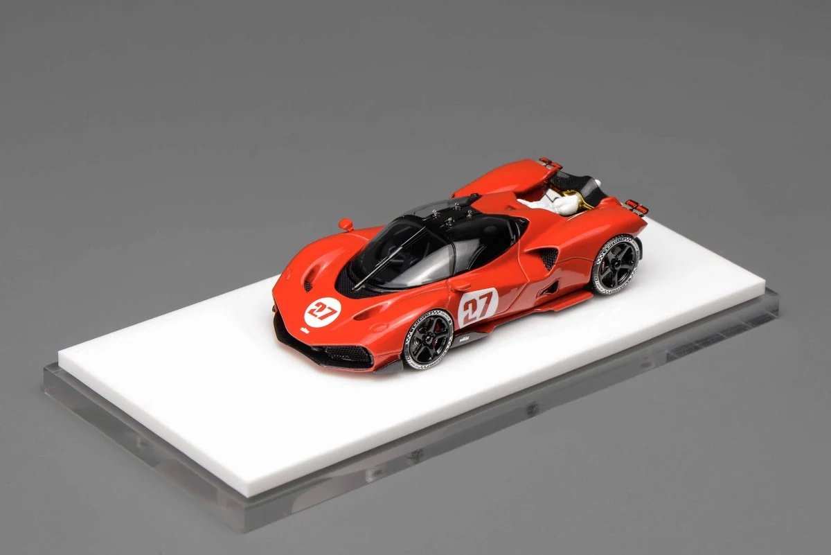 hobbysearch_mc's tweet image. 【ミニカー予約】MOTORHELIX(モーターへリックス)
1/64 Nilu 
▼GILLES RED
1999.co.jp/11354217
▼BLACK WATER-PARK BLACK
1999.co.jp/11354218
予約受付中です！
Nilu27によるハイパーカーをレジンモデル化。
実車は6.5L V12エンジンをミッドシップに搭載
#Nilu27 #Hypercar