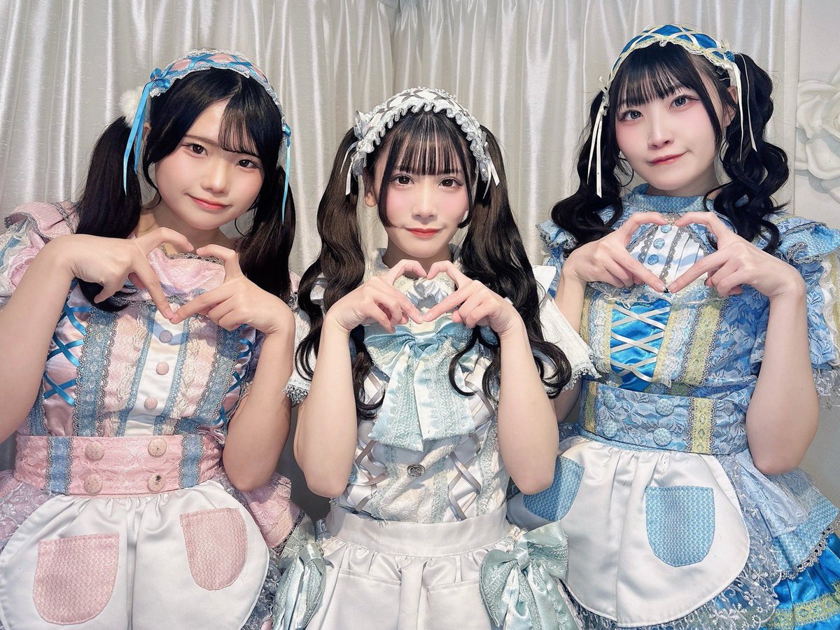 CafeBar_Palette's tweet photo. 2026.03.13(金)

🎀 ねむ・もあ・しいなせかんどめいどっ！ 🎀

15:00 〜 22:00
まもなくオープンです！

@suya11111111111
@tuyokutekawaii_ 

限定ドリンクやチェキで最高に盛り上がりましょう🥂꙳✧
アットホームな空間で、皆様とゆっくりお話しできるのを楽しみにしております𓂂𓏸🫧

東京都文京区湯島3-39-7 湯島STビル3階
https://t.co/ttJM9QxoBV

#一日店長 #コンカフェ
