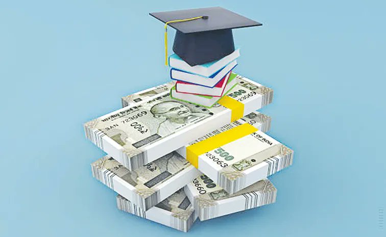 AndhraNexus's tweet image. 🚨 AP govt releases ₹300 Cr fee reimbursement for college students.

▫️For 2024–25 dues
▫️₹900 Cr more to be released by Ugadi
▫️Total pending amount: ₹1,200 Cr
#AndhraPradesh #Education #Welfare