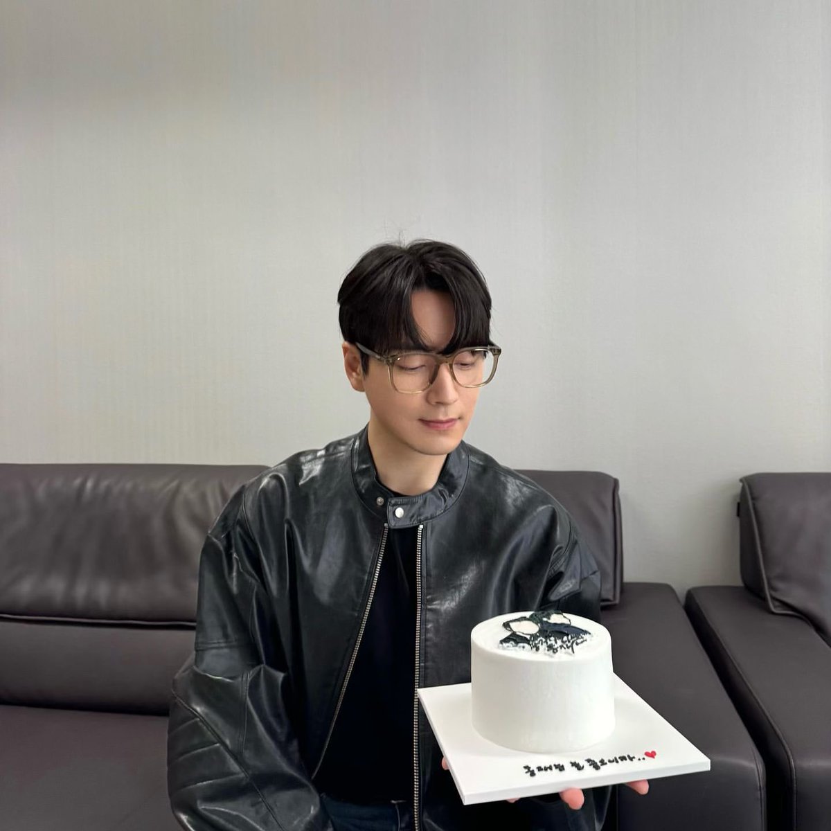 이준혁 얼굴 tweet media