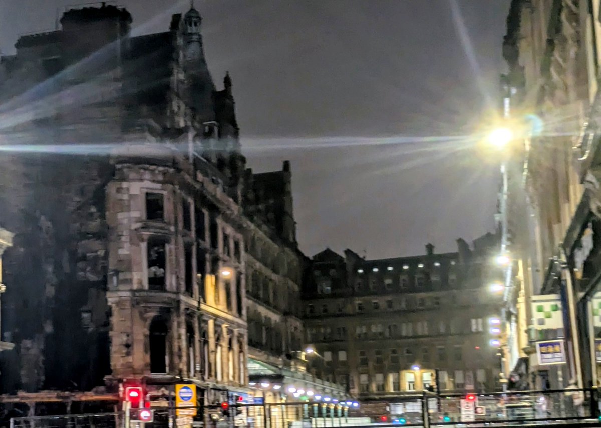 Andy Clark tweet media