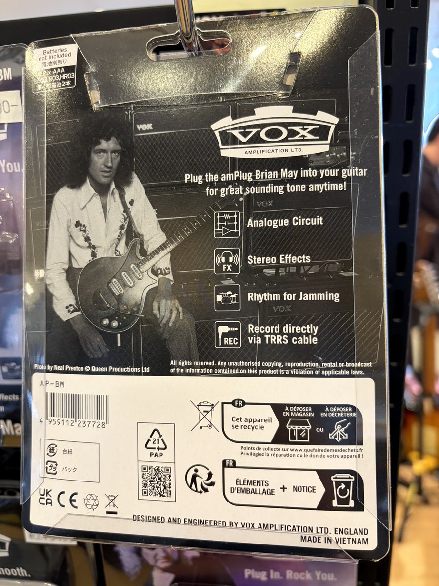 KEY_Osaka's tweet photo. VOX amplug、揃っています。
Brian May(ブライアン•メイ)モデルが熱いです。
#VOX #amplug #BrianMay https://t.co/cJWendHrCu