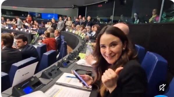 GM_105's tweet image. de Citoyens En Colère Tous Unis

🇪🇺 Victoire ÉNORME pour les Européens au Parlement européen !
Une majorité de députés vote POUR une réglementation sur les expulsions, première pour PROTÉGER les Européens

#VictoireEuropeenne #ExpulsionsUE #ProtectEurope #DeportationEU