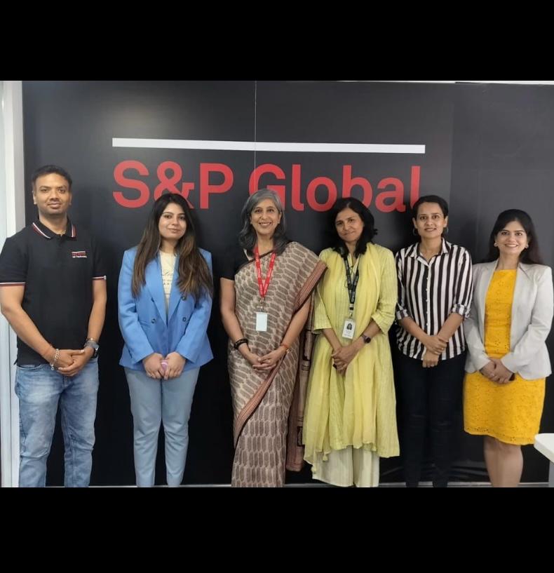 Monika Halan 🇮🇳 tweet media