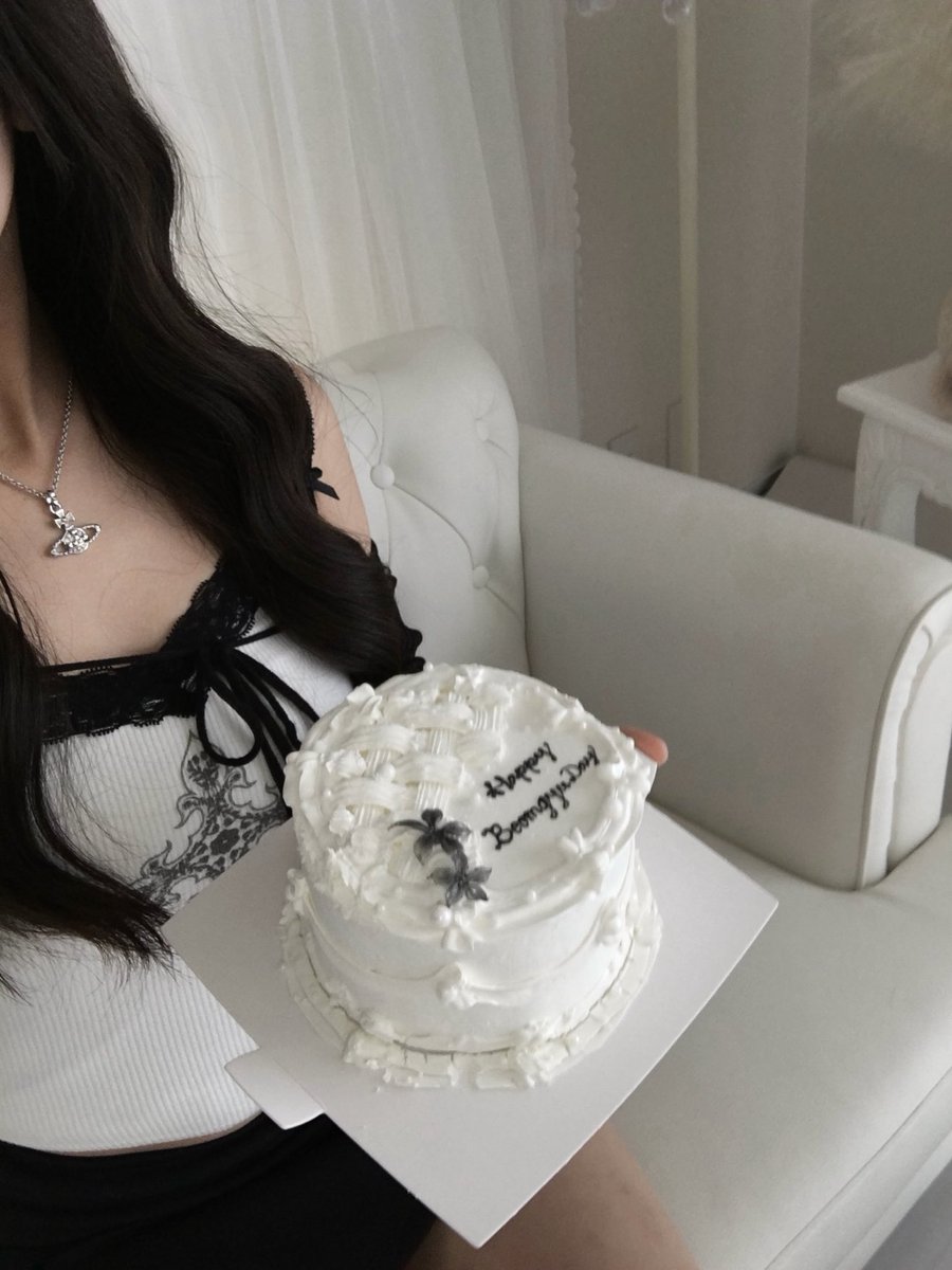  ︎︎ tweet media