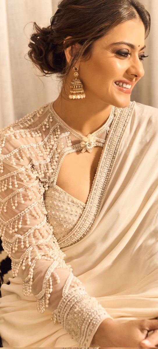 Lovely_Queens1's tweet image. #KajolDevgan