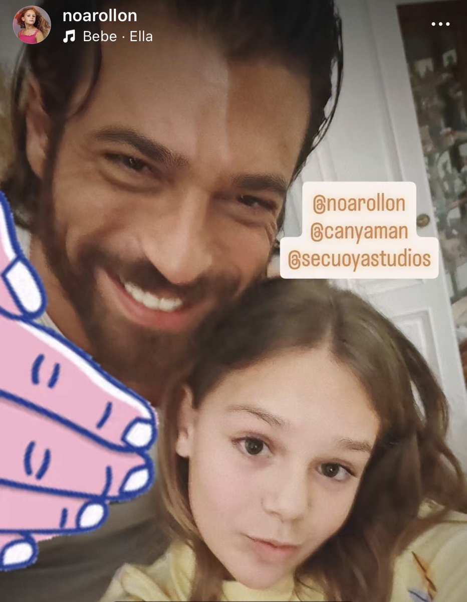 ♦️Noa Rollon  IG Post - set of #ElLaberintodelasMariposas 

There are scenes going around... and there are scenes that you really enjoy. 😃

One of those I start recording today... and you end up laughing from one to the other because everything flows and the atmosphere is