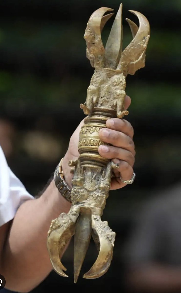 VictorVonS_'s tweet photo. Mumbai, Maharashtra: Researcher Syed Shamir Hussain presented documents and artifacts related to the Trishul of Lord Shiva and the Vajra of Lord Indra, described as ancient symbols associated with Sanatan Dharma. These artifacts are reportedly around 10,000 years old and were discovered during excavations in the Philippines.

If these findings are validated through rigorous archaeological and scientific study, they could suggest that symbols and ideas connected to Sanatan Dharma existed and possibly spread far beyond the Indian subcontinent thousands of years ago.

For a long time, civilizations such as Ancient Egypt (around 3100 BCE, roughly 5,000 years old) and Mesopotamia (around 3500 BCE, about 5,500 years old) have been widely considered among the oldest known civilizations. However, if discoveries linked to Sanatan Dharma date back 8,000–10,000 years or more, it would indicate that these traditions were already well developed thousands of years before many other recorded civilizations fully emerged.

Many researchers also argue that the ancient history of the Indian subcontinent has not yet been explored or documented as extensively as it should be. Continued research, excavations, and scientific analysis may reveal that early societies connected with Sanatan traditions had already developed knowledge in areas such as metallurgy, symbolism, art, philosophy, and organized social systems at a very early stage in human history.