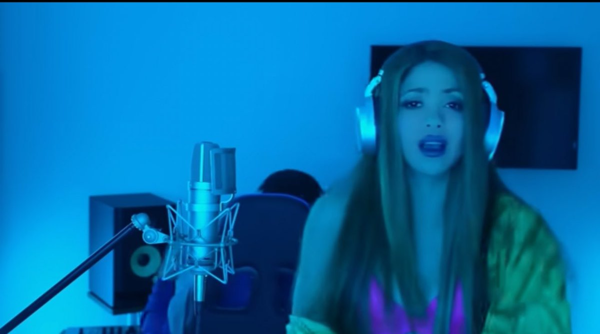 Elpunto_sw's tweet photo. 💙Ven y conoce el estudio de #Bzrp #bizarrap lo vamos a dejar igualito… 💙

Esta noche ✨🌙🎆 estamos trabajando para ti! 

No te lo puedes perder!!! 

#bichotas y #lobas https://t.co/CrwDpjt1vG
