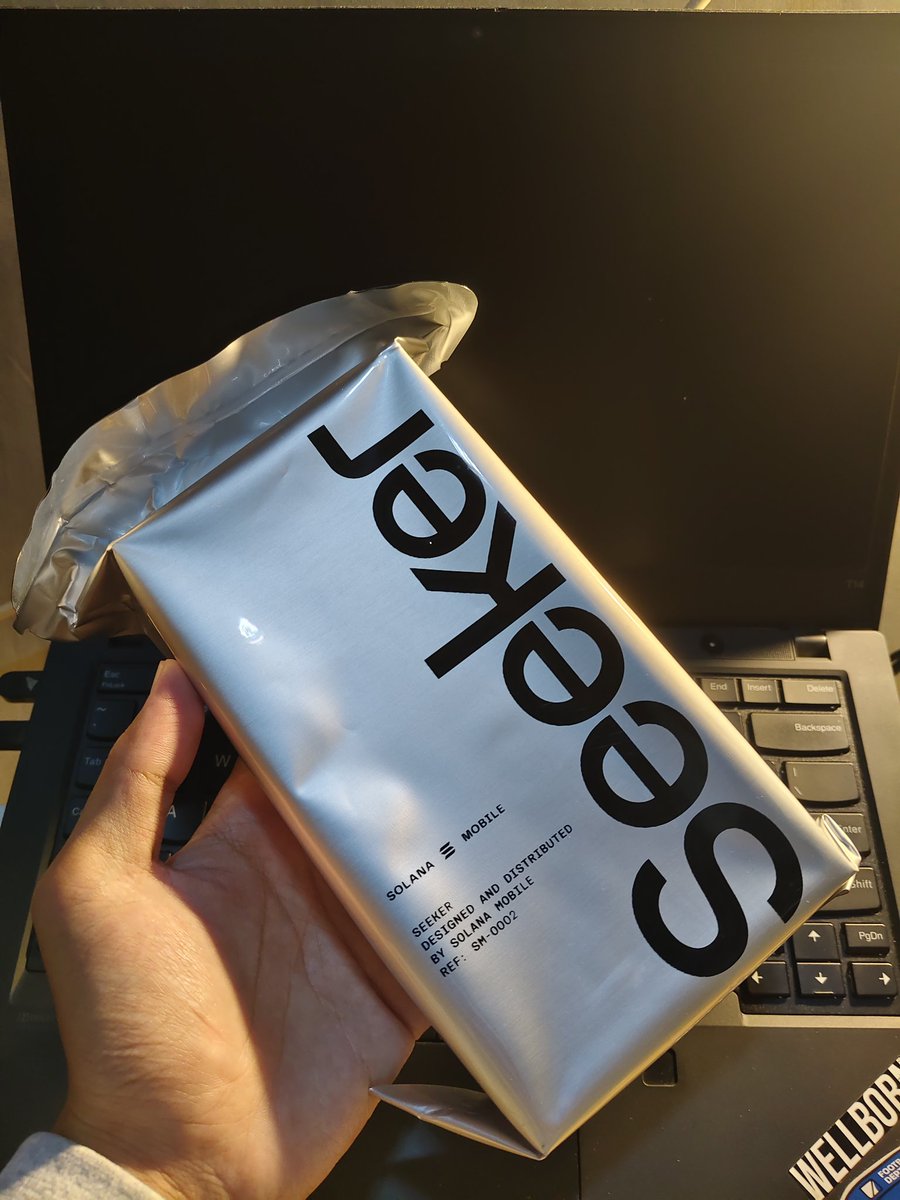 0xOnslaught's tweet photo. My Seeker has finally arrived! Big thanks to MattleFun team ✌ @mattlefun https://t.co/mq9UJMkysZ