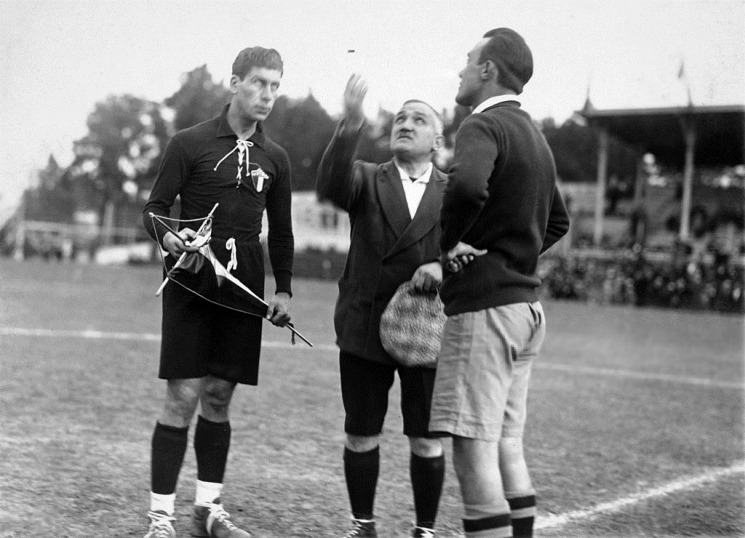 alberto flores tweet media