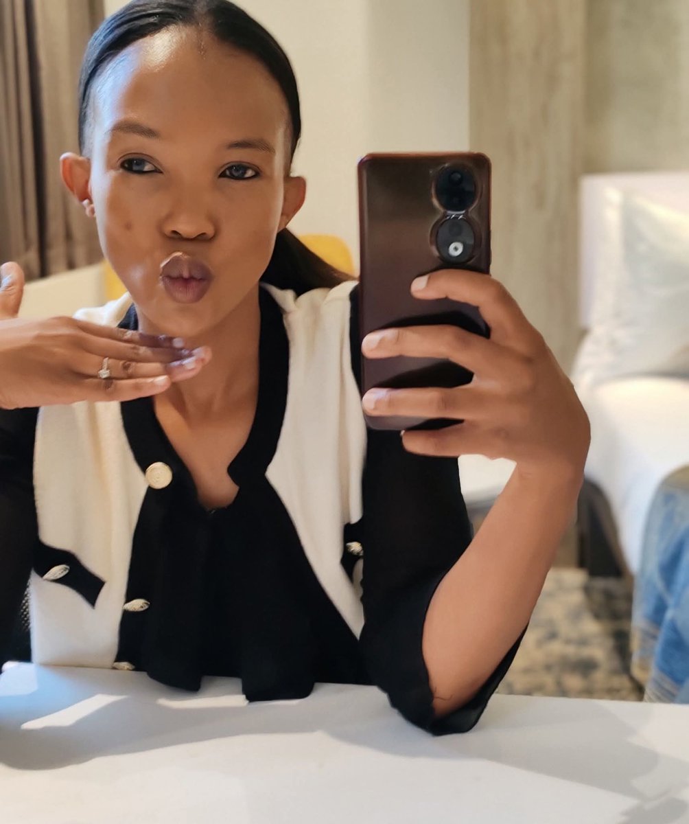 Lerato Fekisi tweet media
