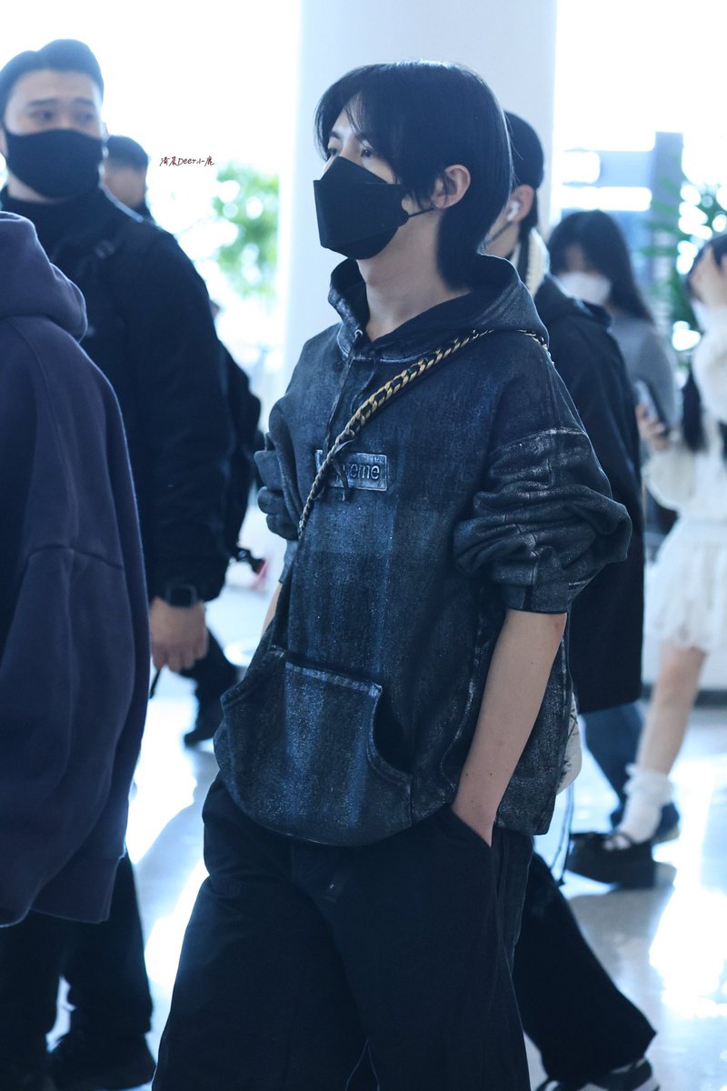 ยฉ ๐ข๐๐๐๐๐ _๐น๐๐๐น, ้ปไปไฟ tweet media