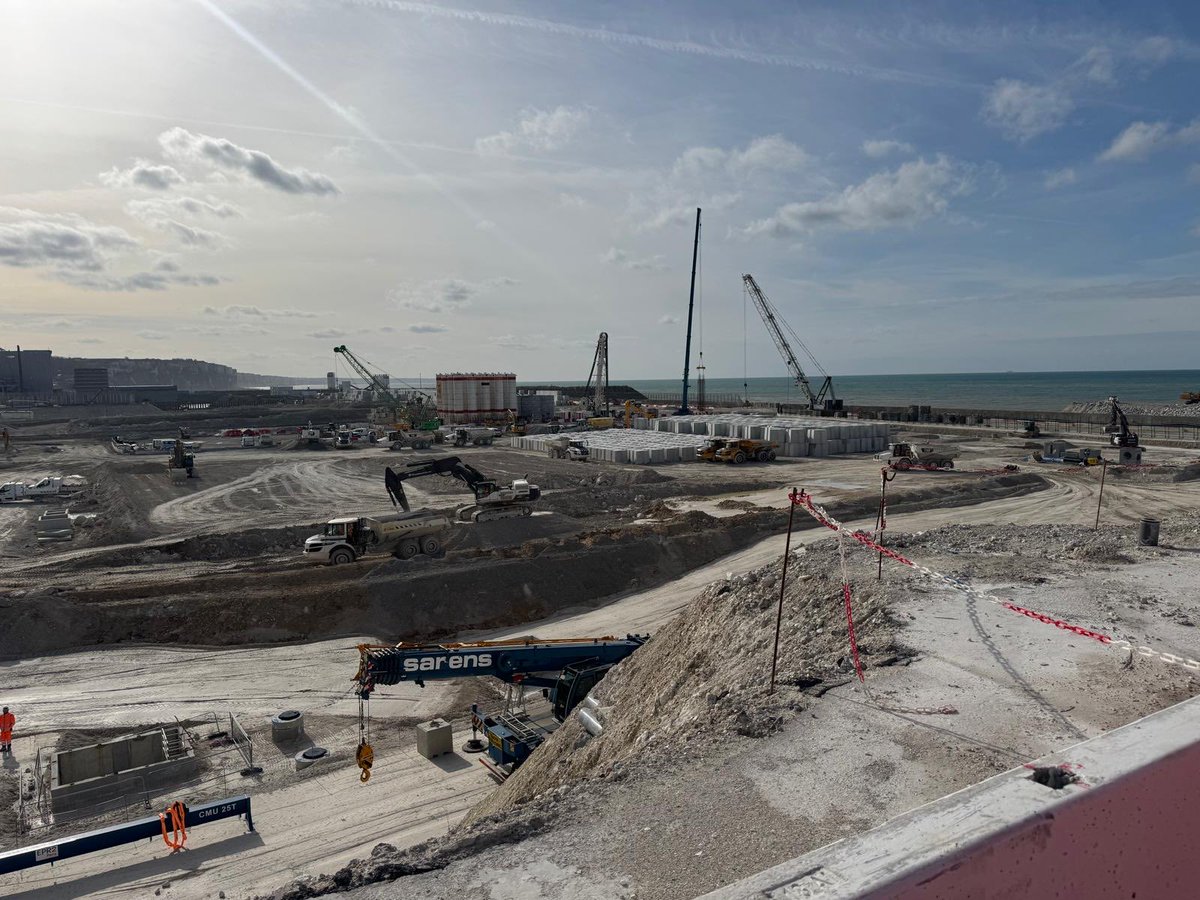 Marie-Agnès Poussier-Winsback tweet media