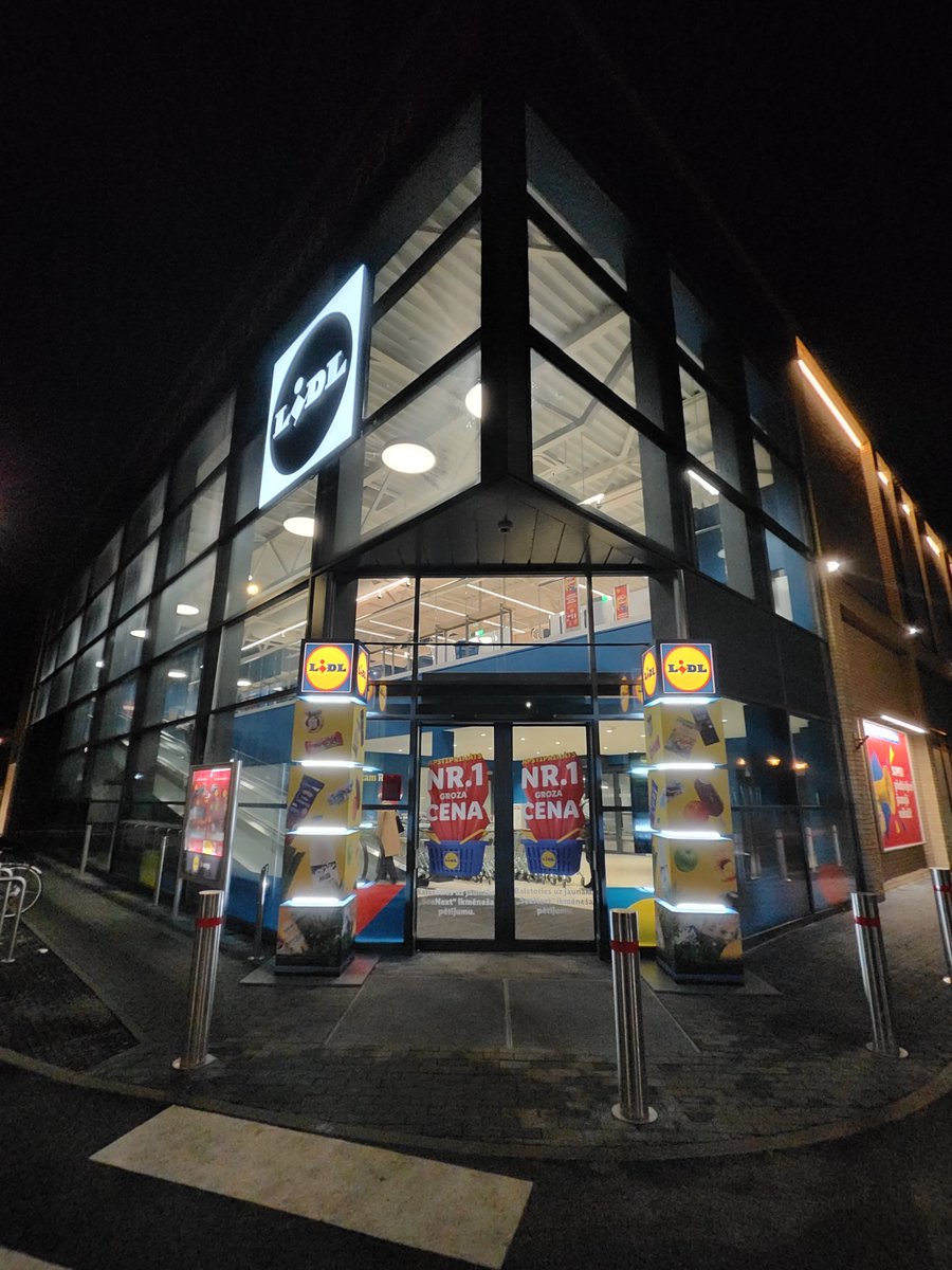 Kur vēlos – tur lidoju! tweet media